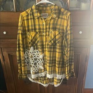 Mossimo Supply Co. Yellow Plaid Lace Accent Shirt
